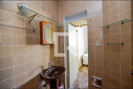 Banheiro de apartamento para alugar com 1 quarto, 66m² em Centro, Niterói