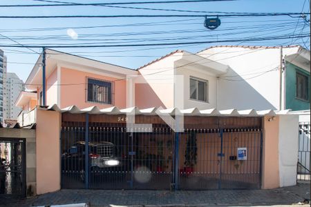 Casa à venda com 160m², 3 quartos e 2 vagasFachada