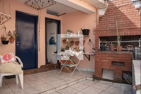 Casa à venda com 160m², 3 quartos e 2 vagasQuintal