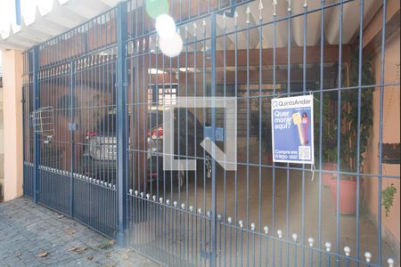 Casa à venda com 160m², 3 quartos e 2 vagasFrente