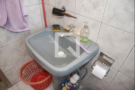 Casa à venda com 160m², 3 quartos e 2 vagasBanheiro