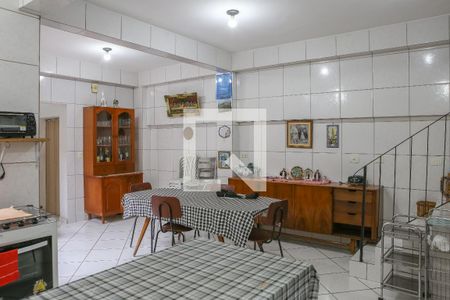 Casa à venda com 220m², 4 quartos e 1 vaga Casa à venda com 220m², 4 quartos e 1 vagaCozinha