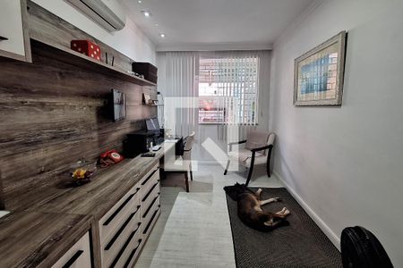 Casa à venda com 320m², 4 quartos e 3 vagas Casa à venda com 320m², 4 quartos e 3 vagasQuarto 2