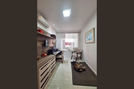 Casa à venda com 320m², 4 quartos e 3 vagas Casa à venda com 320m², 4 quartos e 3 vagasQuarto 2