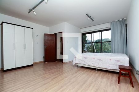 Casa à venda com 400m², 5 quartos e 5 vagasSuíte 1