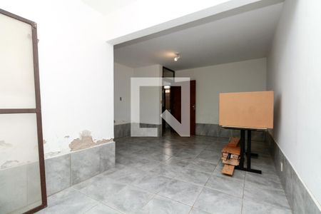 Casa à venda com 400m², 5 quartos e 5 vagas Suíte 3