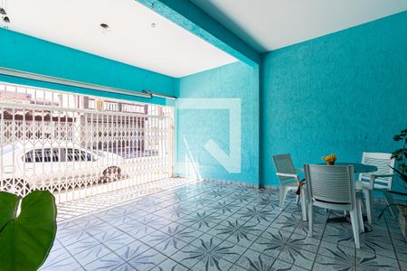 Casa à venda com 178m², 3 quartos e 2 vagasGaragem