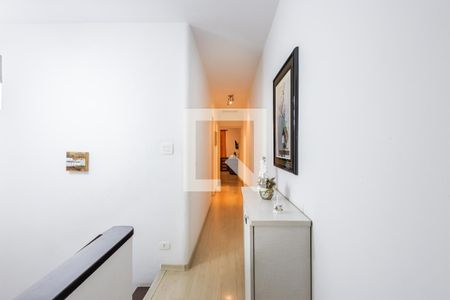 Casa à venda com 210m², 3 quartos e 2 vagas Casa à venda com 210m², 3 quartos e 2 vagasCorredor 2