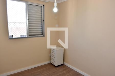 Quarto 1 de apartamento para alugar com 2 quartos, 48m² em Jardim Lallo, São Paulo