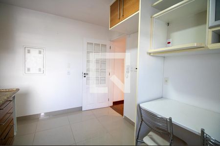 Apartamento à venda com 160m², 2 quartos e 1 vaga Apartamento à venda com 160m², 2 quartos e 1 vagaCozinha