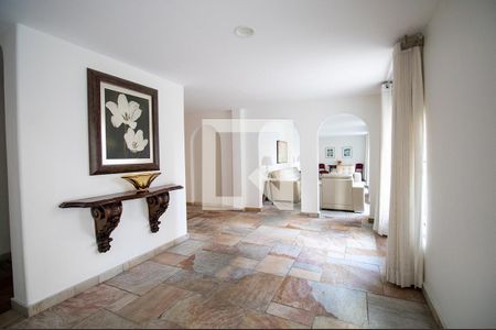 Apartamento à venda com 160m², 2 quartos e 1 vaga Apartamento à venda com 160m², 2 quartos e 1 vagaHall de entrada