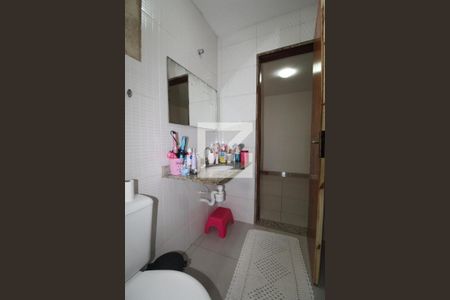 Casa de condomínio à venda com 360m², 4 quartos e 4 vagasBanheiro 2