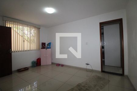 Casa de condomínio à venda com 360m², 4 quartos e 4 vagasHall 