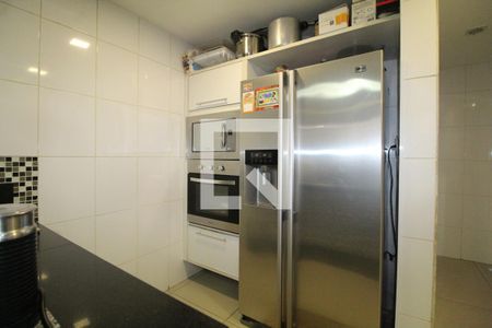 Casa de condomínio à venda com 360m², 4 quartos e 4 vagasCozinha