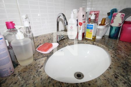 Casa de condomínio à venda com 360m², 4 quartos e 4 vagasBanheiro 2