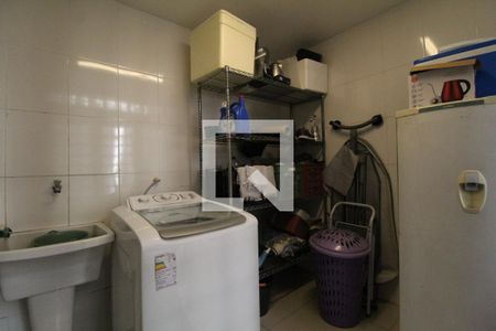 Casa de condomínio à venda com 360m², 4 quartos e 4 vagasÁrea de Serviço