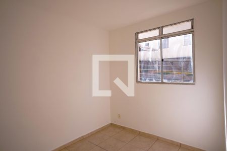 Quarto 1 de apartamento à venda com 2 quartos, 45m² em Camargos, Belo Horizonte