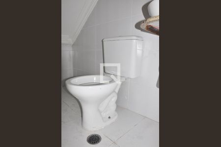 Detalhe - Lavabo de casa para alugar com 2 quartos, 90m² em Parque Peruche, São Paulo