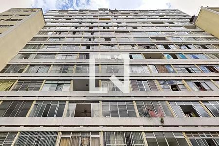 Apartamento à venda com 67m², 1 quarto e sem vagaFachada