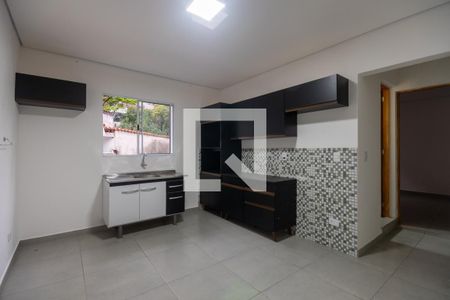 Sala e cozinha de casa para alugar com 1 quarto, 45m² em Vila Romana, São Paulo