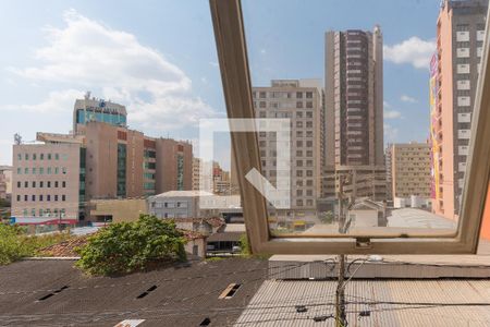 Apartamento à venda com 42m², 1 quarto e sem vaga Apartamento à venda com 42m², 1 quarto e sem vagaVista da Cozinha