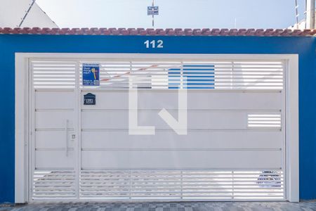 Casa para alugar com 121m², 3 quartos e 2 vagas Casa para alugar com 121m², 3 quartos e 2 vagasFachada