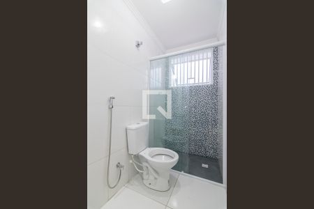 Casa para alugar com 121m², 3 quartos e 2 vagas Casa para alugar com 121m², 3 quartos e 2 vagasBanheiro