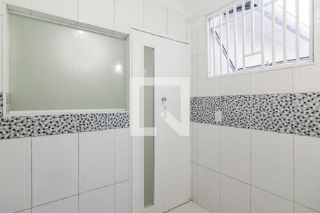 Casa para alugar com 121m², 3 quartos e 2 vagas Casa para alugar com 121m², 3 quartos e 2 vagasBanheiro da Suite