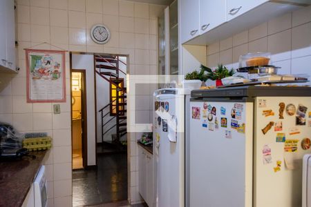 Casa à venda com 500m², 8 quartos e 4 vagasCozinha