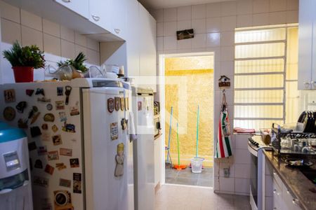 Casa à venda com 500m², 8 quartos e 4 vagasCozinha