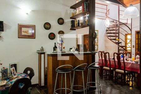 Casa à venda com 500m², 8 quartos e 4 vagasSala 1