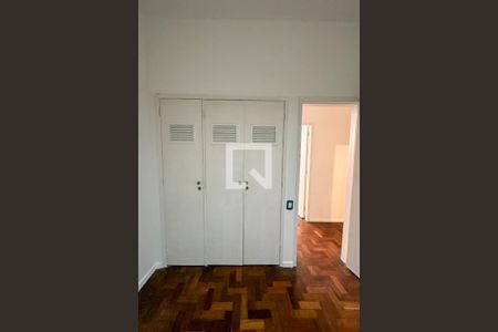 Apartamento à venda com 96m², 3 quartos e 1 vagaQuarto 02