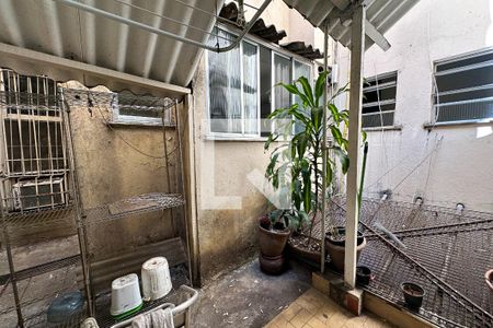 Apartamento à venda com 96m², 3 quartos e 1 vagaÁrea de Serviço