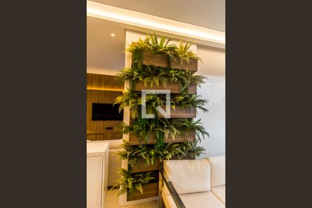 Apartamento à venda com 112m², 2 quartos e 2 vagas Apartamento à venda com 112m², 2 quartos e 2 vagasDetalhe Sala