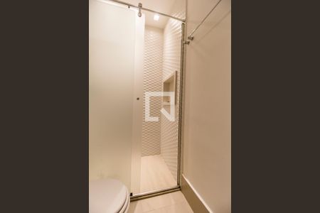 Apartamento à venda com 112m², 2 quartos e 2 vagas Apartamento à venda com 112m², 2 quartos e 2 vagasBanheiro da Suíte 2