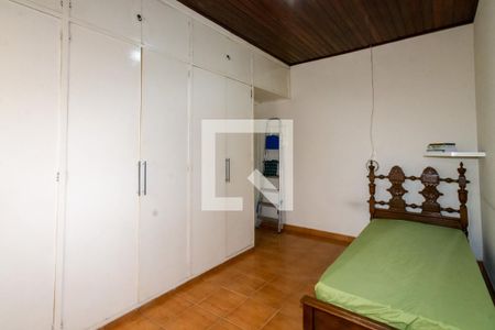 Casa à venda com 178m², 3 quartos e 2 vagas Casa à venda com 178m², 3 quartos e 2 vagasQuarto 1