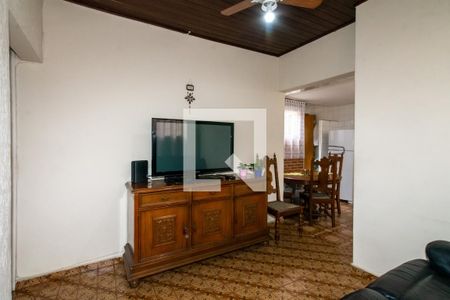 Casa à venda com 178m², 3 quartos e 2 vagas Casa à venda com 178m², 3 quartos e 2 vagasSala de Jantar