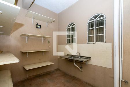 Casa à venda com 178m², 3 quartos e 2 vagas Casa à venda com 178m², 3 quartos e 2 vagasDepósito