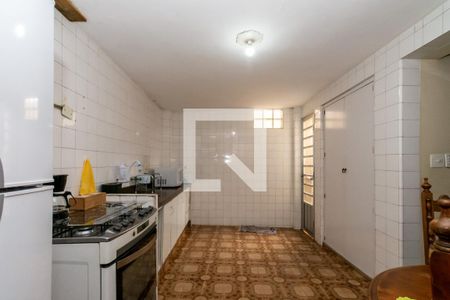 Casa à venda com 178m², 3 quartos e 2 vagas Casa à venda com 178m², 3 quartos e 2 vagasCozinha
