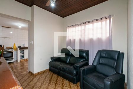 Casa à venda com 178m², 3 quartos e 2 vagas Casa à venda com 178m², 3 quartos e 2 vagasSala de Jantar