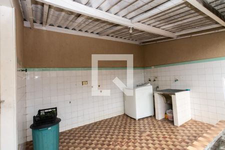 Casa à venda com 178m², 3 quartos e 2 vagas Casa à venda com 178m², 3 quartos e 2 vagasÁrea de Serviço