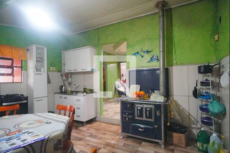 Casa à venda com 80m², 2 quartos e 2 vagasCozinha
