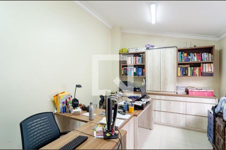 Casa à venda com 220m², 3 quartos e 2 vagas Casa à venda com 220m², 3 quartos e 2 vagasEdícula