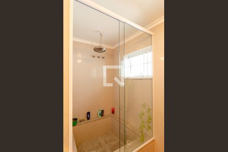 Casa à venda com 220m², 3 quartos e 2 vagas Casa à venda com 220m², 3 quartos e 2 vagasBanheiro da Suíte