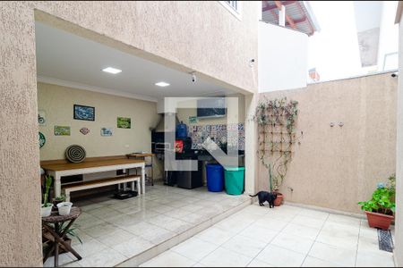 Casa à venda com 220m², 3 quartos e 2 vagas Casa à venda com 220m², 3 quartos e 2 vagasÁrea de Serviço Churrasqueira