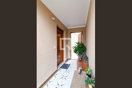 Casa à venda com 220m², 3 quartos e 2 vagas Casa à venda com 220m², 3 quartos e 2 vagasEntrada