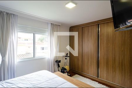 Casa à venda com 220m², 3 quartos e 2 vagas Casa à venda com 220m², 3 quartos e 2 vagasSuíte