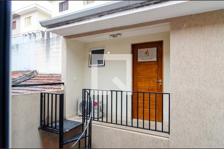 Casa à venda com 220m², 3 quartos e 2 vagas Casa à venda com 220m², 3 quartos e 2 vagasVista do Quarto 2