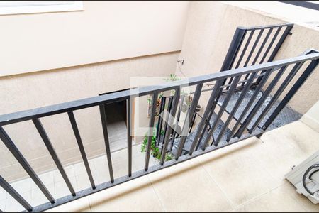 Casa à venda com 220m², 3 quartos e 2 vagas Casa à venda com 220m², 3 quartos e 2 vagasEntrada da Edícula