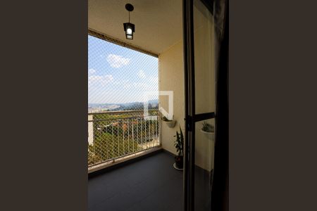 Sala  - varanda de apartamento para alugar com 2 quartos, 72m² em Jardim Monte Santo, Cotia